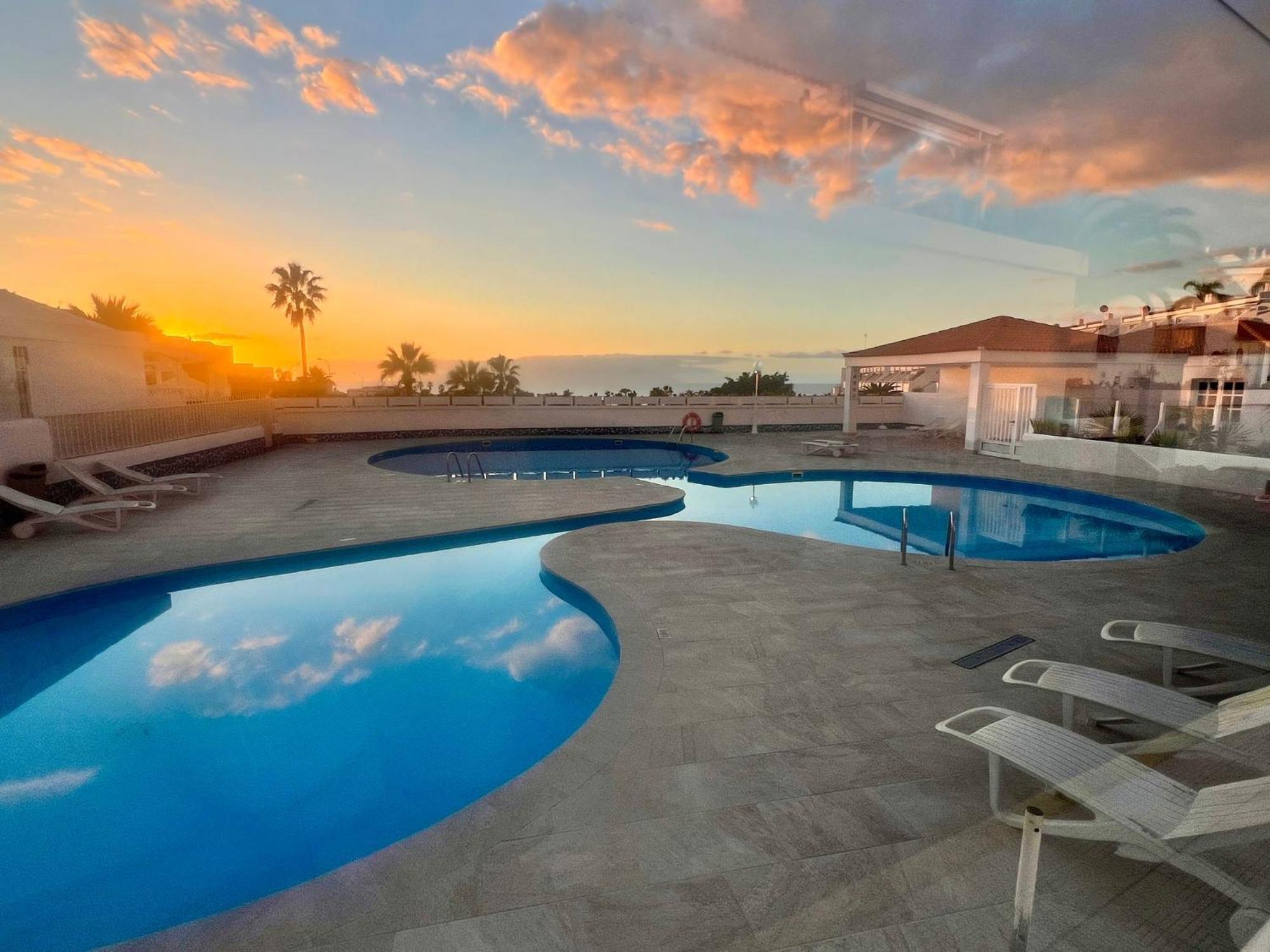 Costa Adeje Bungalow -Tenerife エクステリア 写真